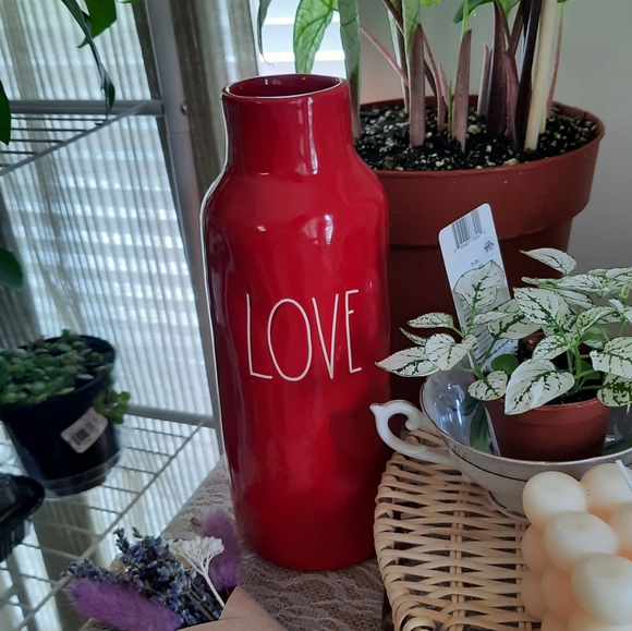 Rae Dunn Red Flower Vase - Picture 3 of 6